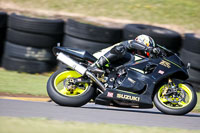 anglesey-no-limits-trackday;anglesey-photographs;anglesey-trackday-photographs;enduro-digital-images;event-digital-images;eventdigitalimages;no-limits-trackdays;peter-wileman-photography;racing-digital-images;trac-mon;trackday-digital-images;trackday-photos;ty-croes